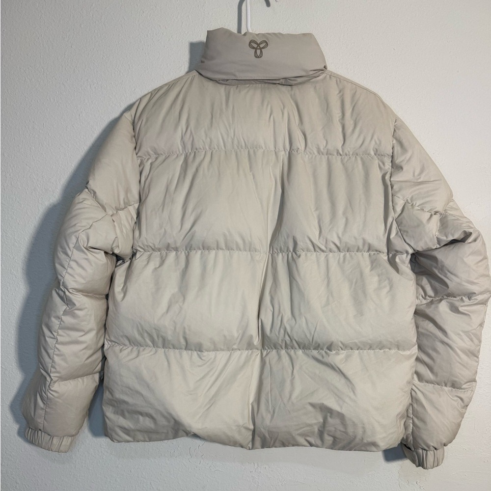 TNA Mega Puffer Jacket - Picture 2 of 2